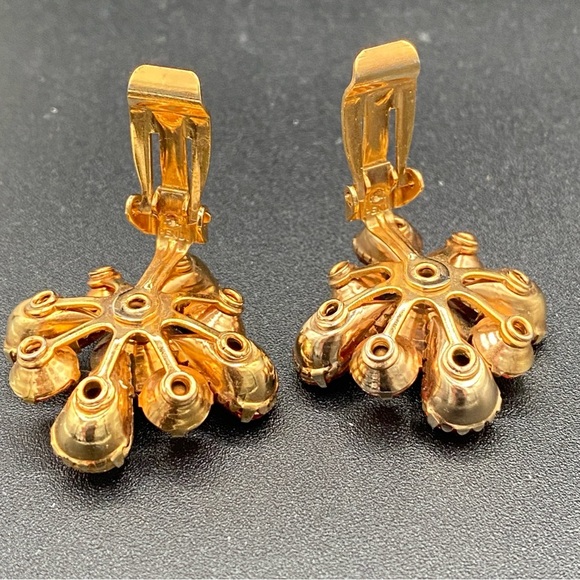 1950s Canary Orange Floral Clip On Earrings - Picture 7 of 10